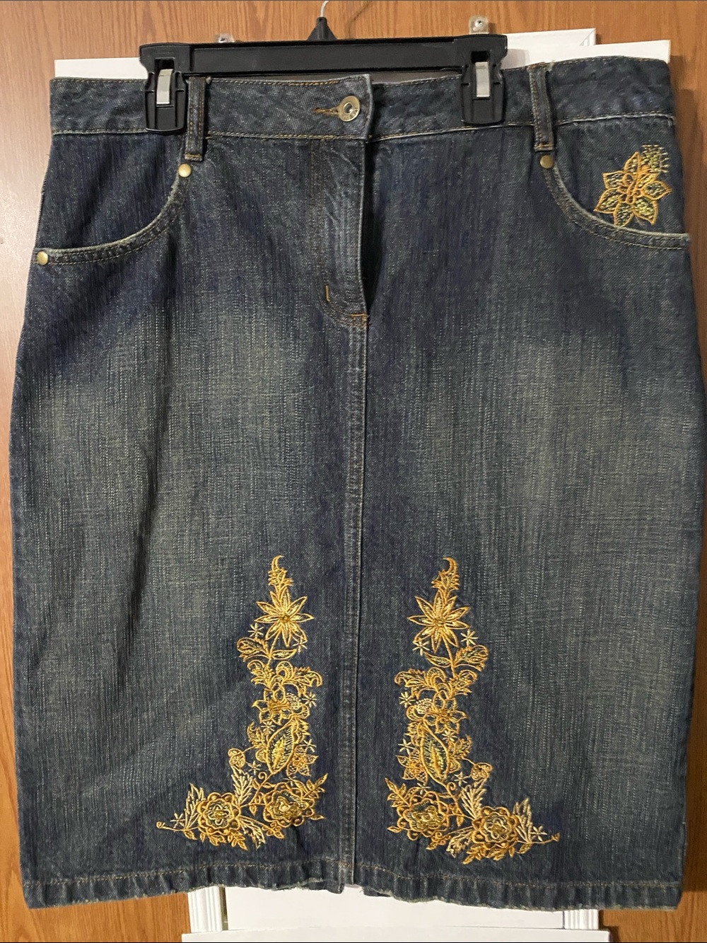 Mac & Jac Denim with gold embroidered skirt SZ 8